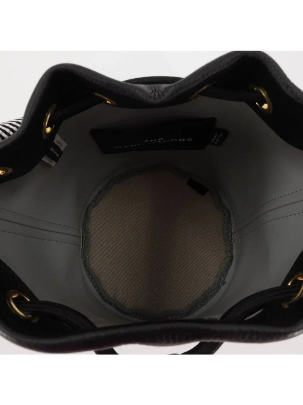 Marc Jacobs The Bucket Leather Bucket Crossbody Bag Black OS